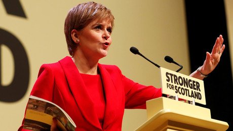 Sturgeon drops plans for 2nd Scottish independence referendum until after Brexit deal