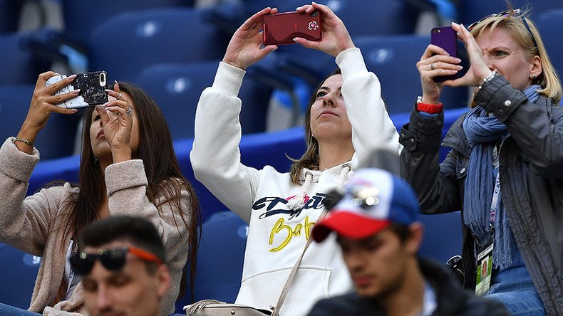 Cheese! - 1.5 million worth of selfies sent at Confed Cup thanks to free stadium WiFi