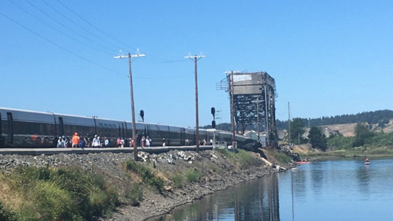 Amtrak train with 260 on board derails in Washington, nearly falls into bay (PHOTOS, VIDEO)