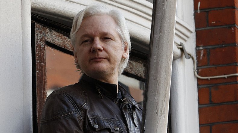 Following Clinton email leaks, ‘Assange feels threatened by both Republicans & Democrats’