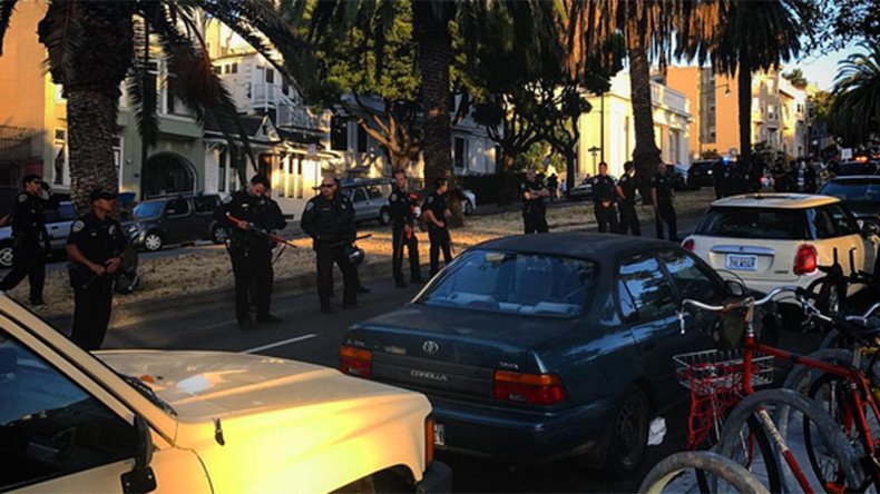 Skateboarders clash with San Fran police after rider bodychecked into squad car (VIDEO & PHOTOS)