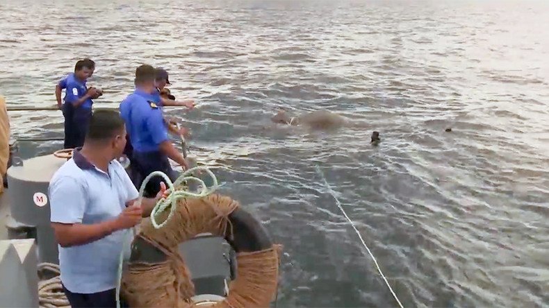 Dramatic sea rescue saves ‘Jumbo’ the elephant drowning off Sri Lankan coast (VIDEO) 
