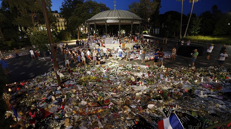 Paris prosecutor wants magazine with Nice attack photos pulled from stands