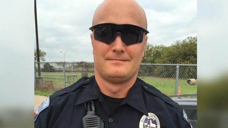 Texas ex-officer indicted for killing teen at party