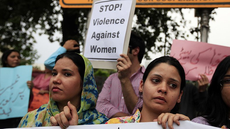 Pakistani police arrest 14 village council members after teenage girl raped in ‘honor revenge’ 
