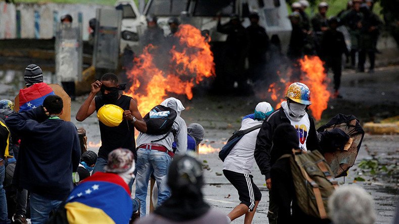 Venezuela election: Democratic process or path to ‘unconstitutional’ reform? (VIDEO DEBATE)