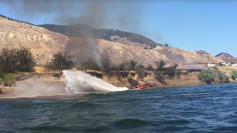 ‘Cigarette boat’ captain helps extinguish blaze as wildfires ravage British Columbia (VIDEOS)
