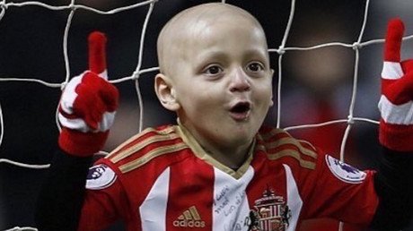 Brave football fan Bradley Lowery dies aged 6 