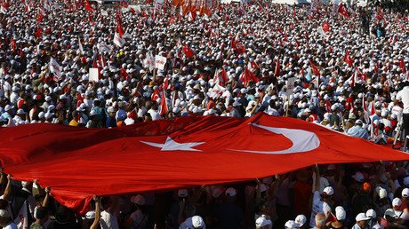 ‘100s of thousands’ rally in Istanbul ending 25-day march of Turkish opposition leader (VIDEO)