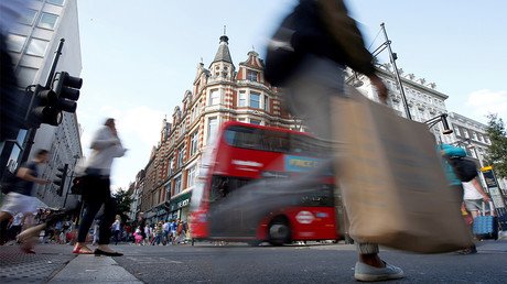 UK enjoys tourist spending splurge thanks to cheap pound