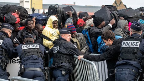French police ‘routinely’ pepper spray innocent migrants, incl. children, in Calais - HRW