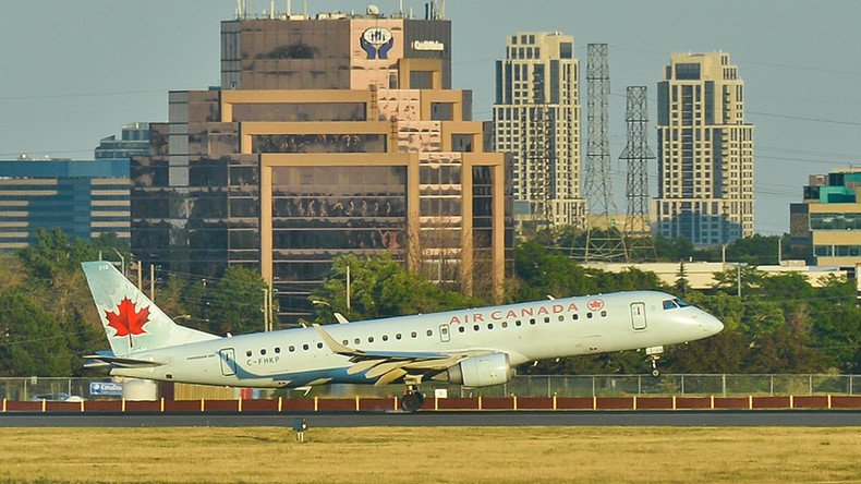 Photos show Air Canada flight’s horrifyingly close call at San Francisco airport 