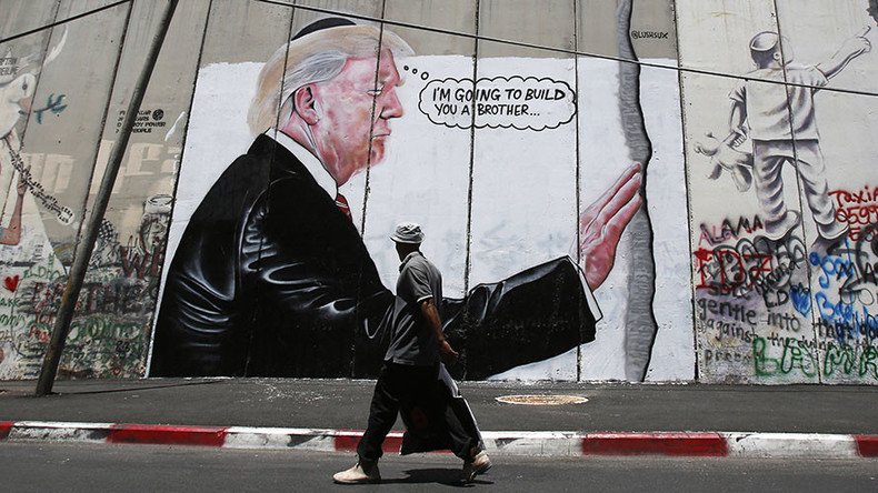 New Banksy? ‘Yuge’ anti-Trump murals appear on West Bank separation wall