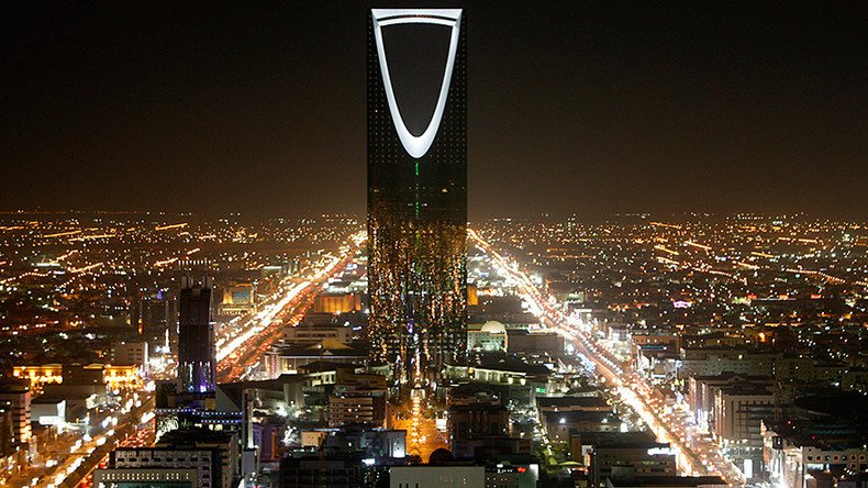 Saudi Justice Min. defends secret court's death sentences for 14 Shia protesters