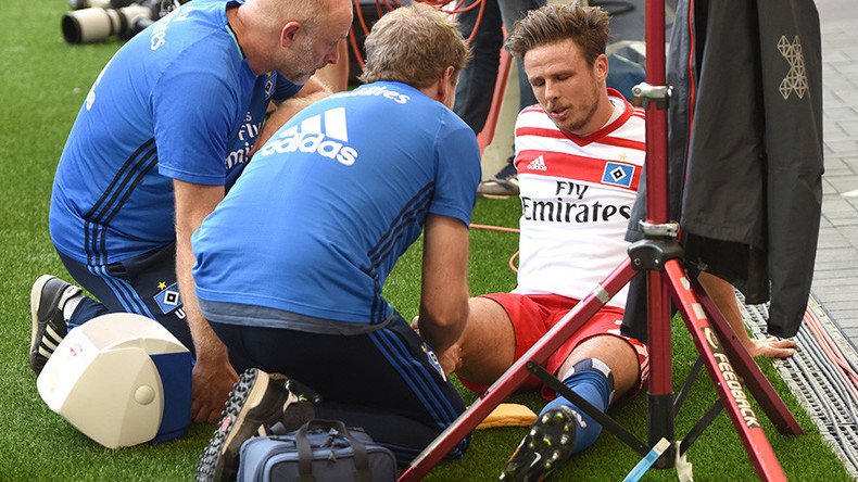 Hamburg player out for 7 months after rupturing knee ligament in goal celebration gone wrong (VIDEO)