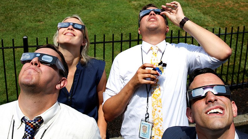Solar eclipse drives American social media bananas
