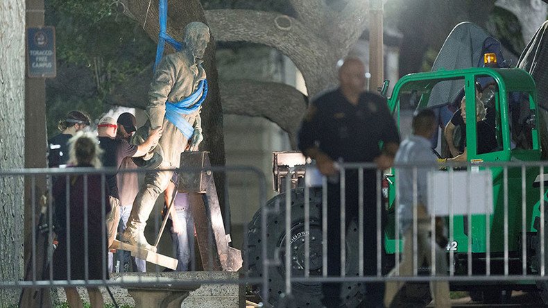 Majority of Americans think Confederate statues should remain – poll