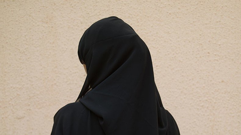Hijab-wearing woman concussed in ‘Islamophobic’ Madrid assault