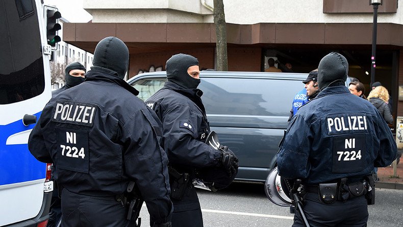 German police raid on two people suspected of plotting assassinations of leftists