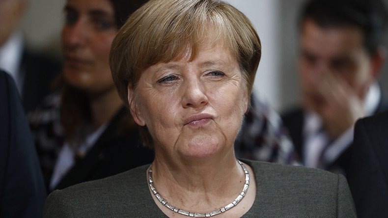 Dunkirk 2.0: Merkel slaps UK with hefty Brexit bill in another effort to break the Brits