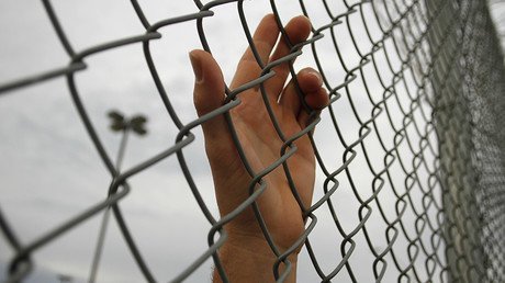 3 prison guards trapped as inmates seize area of Arkansas maximum security prison