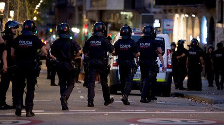 2 suspects in Spain’s terrorist attacks sent to jail, 1 released