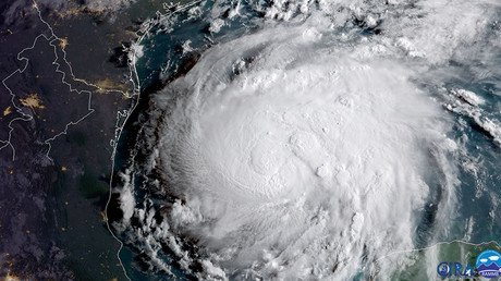 Evacuations in Texas as Category 4 Hurricane Harvey nears landfall (VIDEOS)