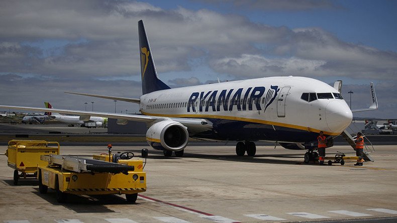 9 men thrown off Ryanair flight for shouting ‘Allahu Akbar’