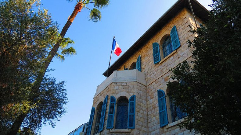 French Consulate in Israel gets suspicious envelope; staff complain of burning eyes – reports