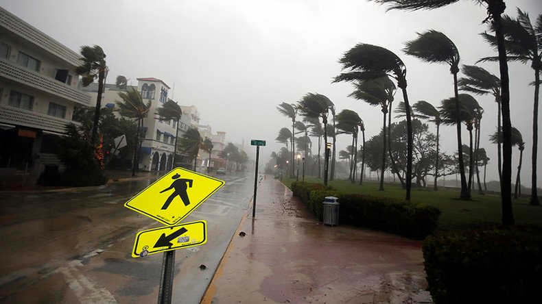Stormchasers ignore dire storm warnings to measure Hurricane Irma windspeed (VIDEO)