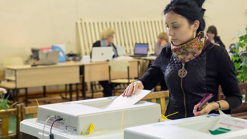 Ruling-party candidates lead election races in 16 Russian regions 