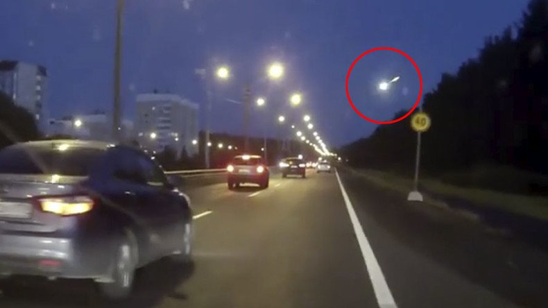 Watch a meteor sparkle in skies of St. Petersburg (VIDEO)