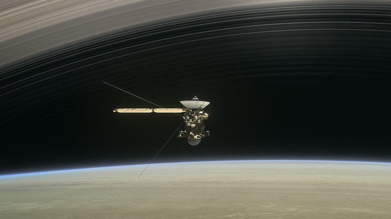 Cassini spacecraft completes ‘goodbye kiss’ and turns to face its fiery death (VIDEOS)