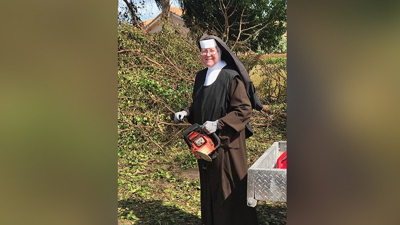 Chainsaw-wielding nun helps clear Irma destruction (PHOTOS, VIDEO) 