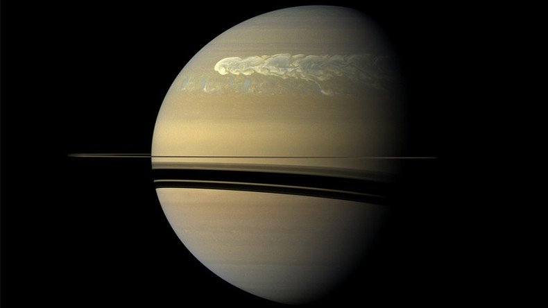 Saturn destroys Cassini in dramatic final moments (VIDEO)