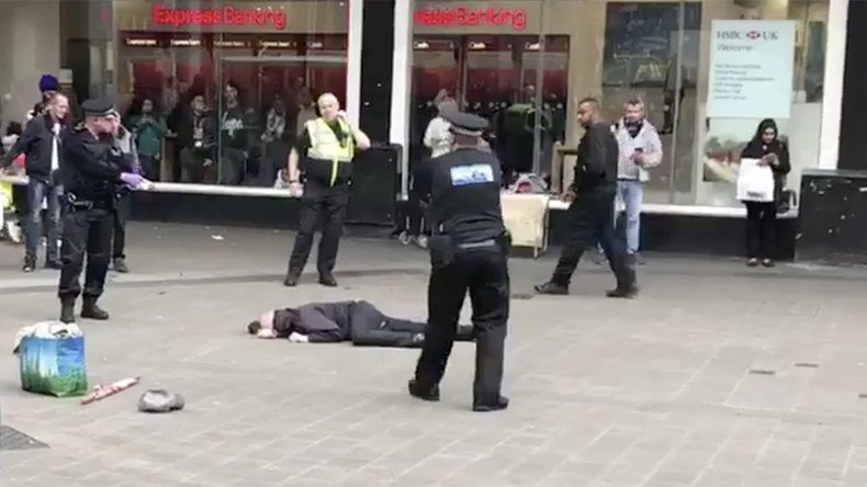 'Knifeman' tasered, arrested near UK's Birmingham New Street Station (VIDEO) 