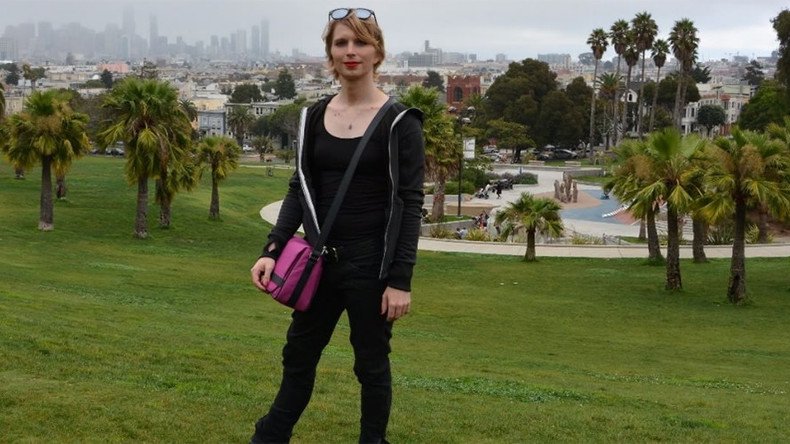 Canada blocks Chelsea Manning visit, citing ‘treason’ (PHOTO)