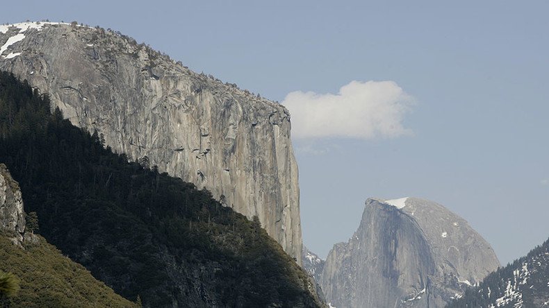 El Capitan rockslide leaves 1 dead, 1 injured in Yosemite National Park
