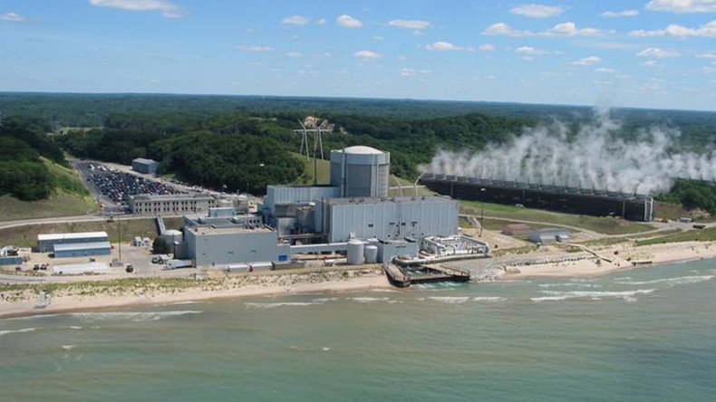 ‘Radioactive Russian roulette’: Lake Michigan NPP stays open amid public health concerns