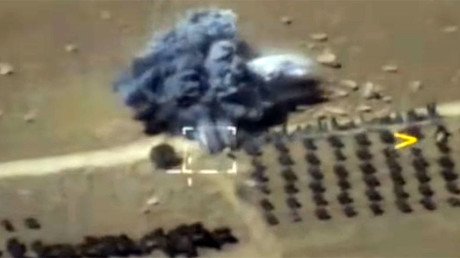 Russian warplanes bomb ISIS position as Damascus pushes forward to Deir ez-Zor (VIDEO)