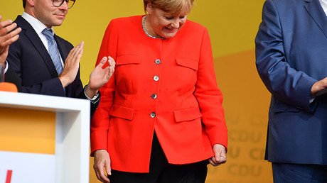 Merkel, Seehofer & Schulz named ‘worst German politicians’ of 2017 – poll
