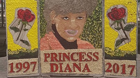 Chesterfield floral tribute to Princess Diana freaks out internet (PHOTOS)