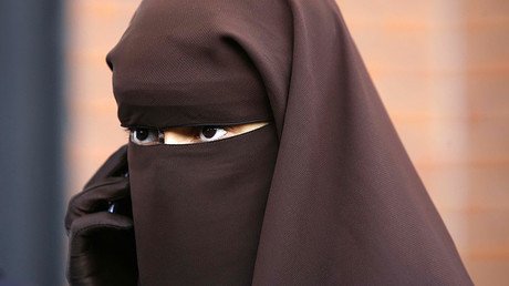 Danish woman deported to Tunisia for refusing to remove niqab at Belgian airport
