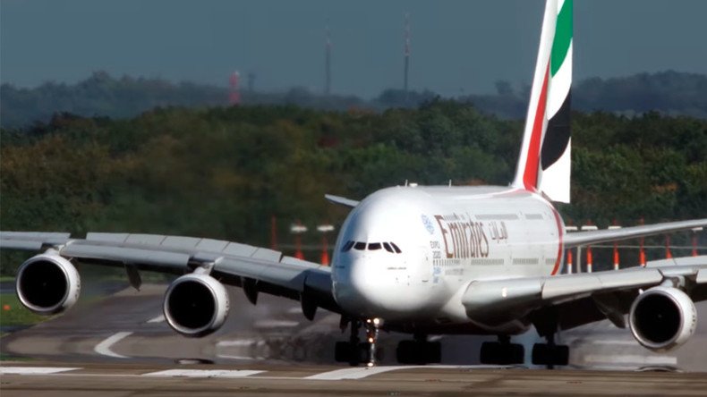 Plane struggles to stay on runway in Germany after landing in extreme winds (VIDEO)