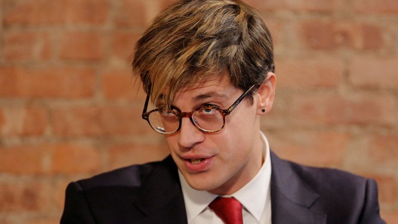 Milo Yiannopoulos filmed singing ‘America the Beautiful’ while neo-Nazis salute him (VIDEO)