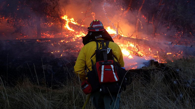 ‘Horror & devastation’: California wildfires death toll reaches 40 (VIDEOS)