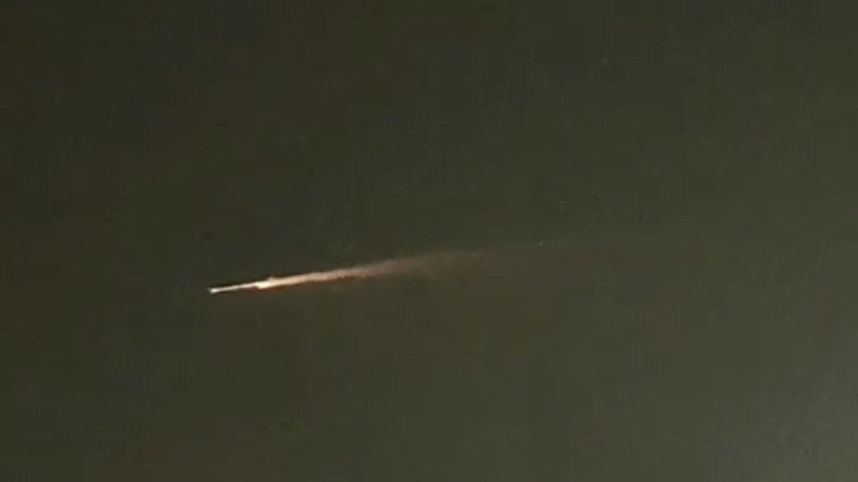 Astronomy group denies mysterious fireball was meteor as stargazers left baffled (VIDEOS)