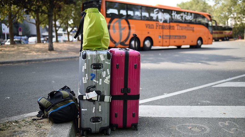 The Case of the Thief in a Case: Man hides in bag to steal from airport bus