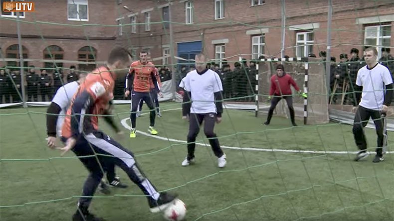 From Premier League to prison: Russian footballers play jail match with inmates