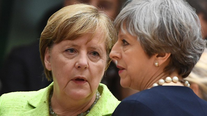 Merkel ‘furious’ about Brexit negotiations leak, fears UK govt will collapse – report 